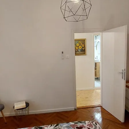 Apartament Katica *